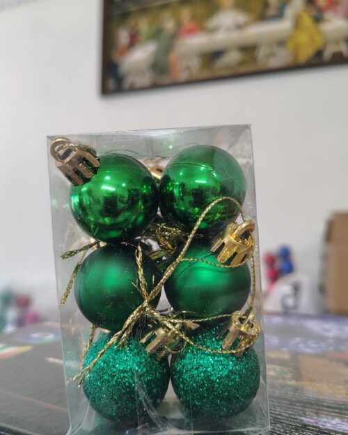 Christmas Tree Hanging Balls – 12-Piece Decorative Set