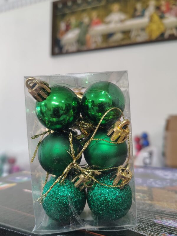 Christmas Tree Hanging Balls – 12-Piece Decorative Set