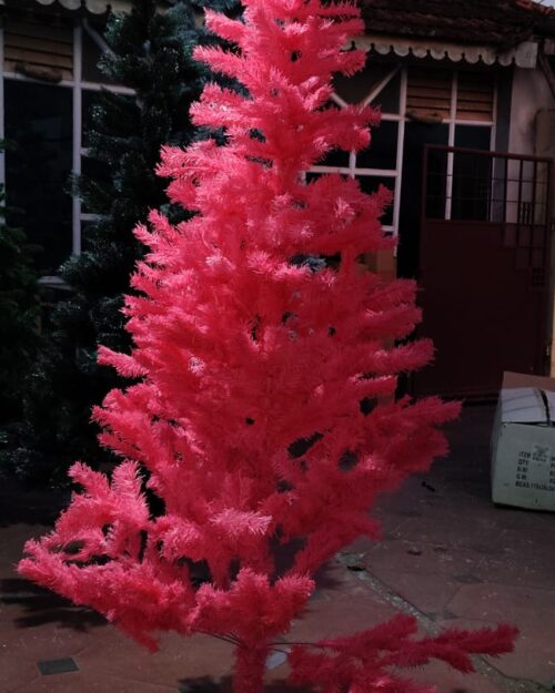 Vibrant Pink Christmas Tree – 6 Feet