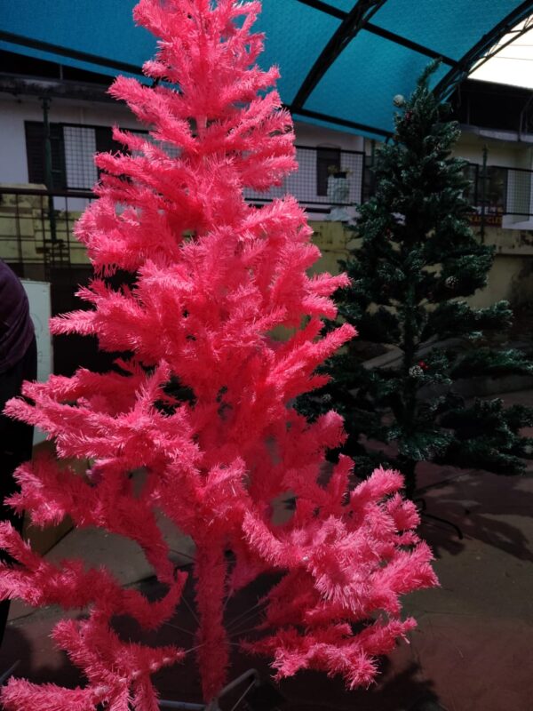 Vibrant Pink Christmas Tree – 6 Feet