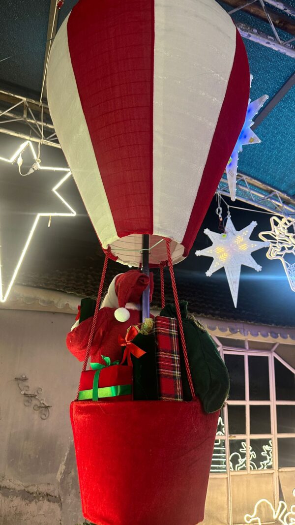 5-Feet Santa Hot Air Balloon Display