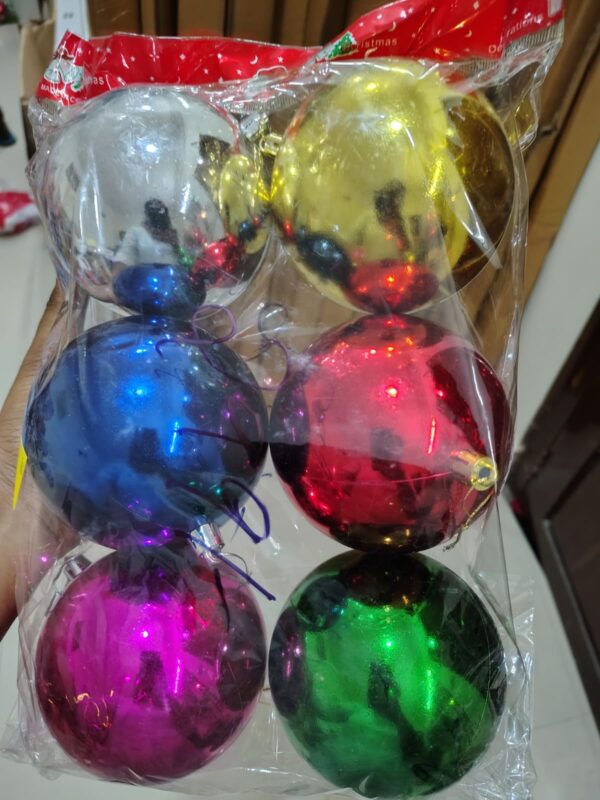 6-Piece Christmas Tree Hanging Balls – 250g