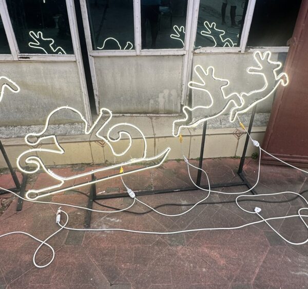 ✨ LED Santa Sleigh & Reindeer Light – 3 Piece Combo with Stand