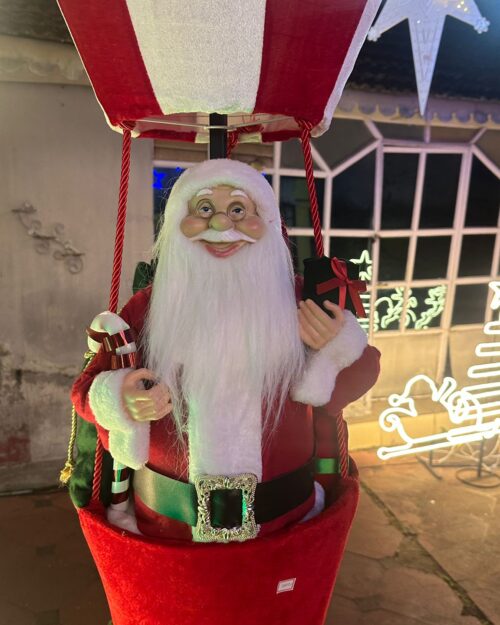 5-Feet Santa Hot Air Balloon Display