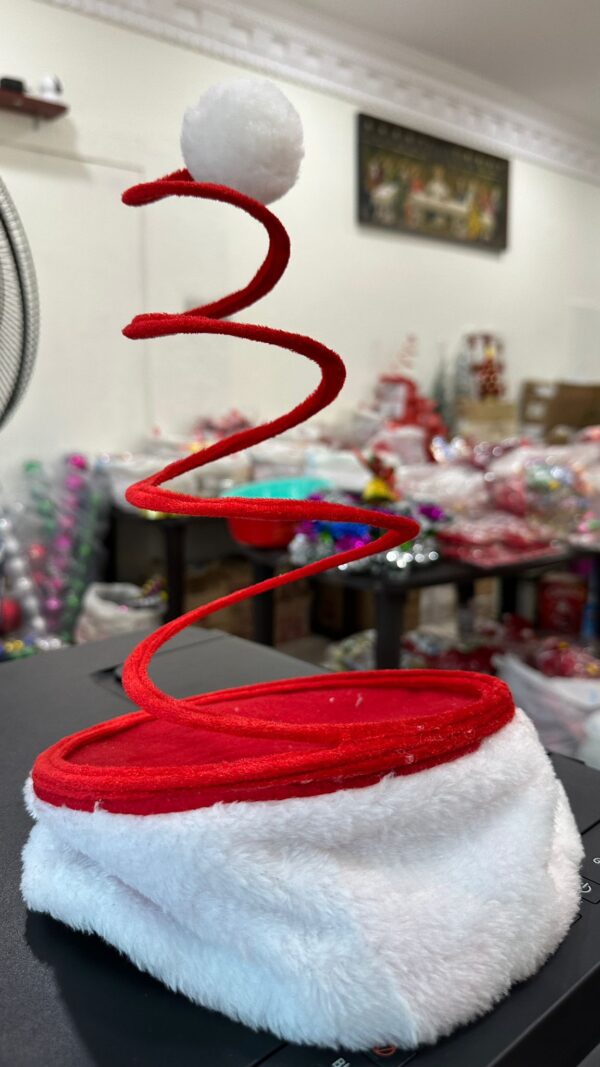 Spiral Christmas Santa Hat – Fun Holiday Headwear