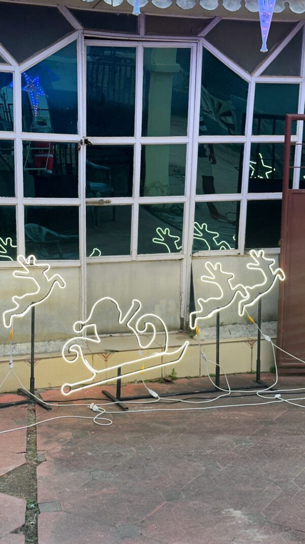 ✨ LED Santa Sleigh & Reindeer Light – 3 Piece Combo with Stand