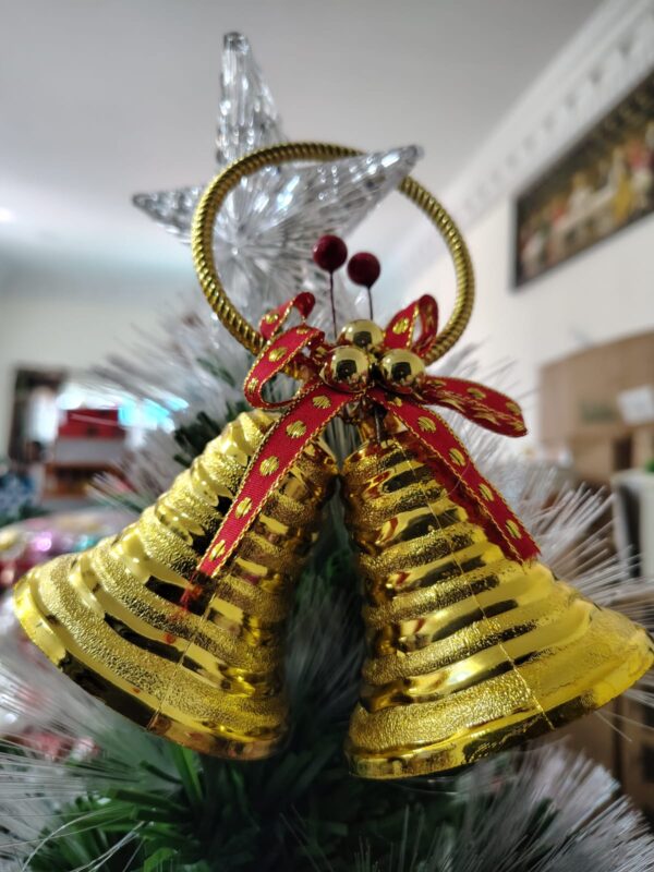 Golden Christmas Hanging Bells – Premium Festive Decoration