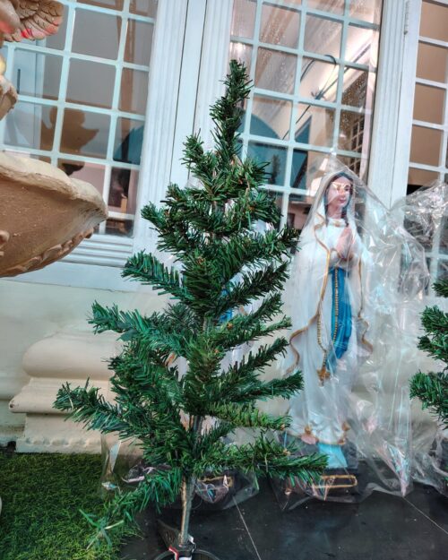 Premium Christmas Tree – 2ft