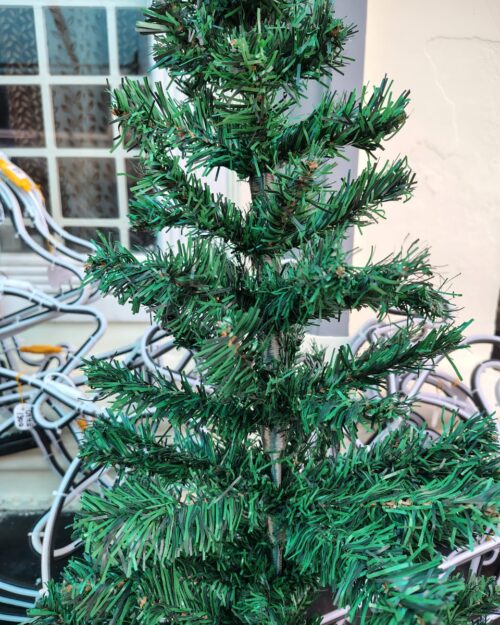 Premium Christmas Tree – 3 ft