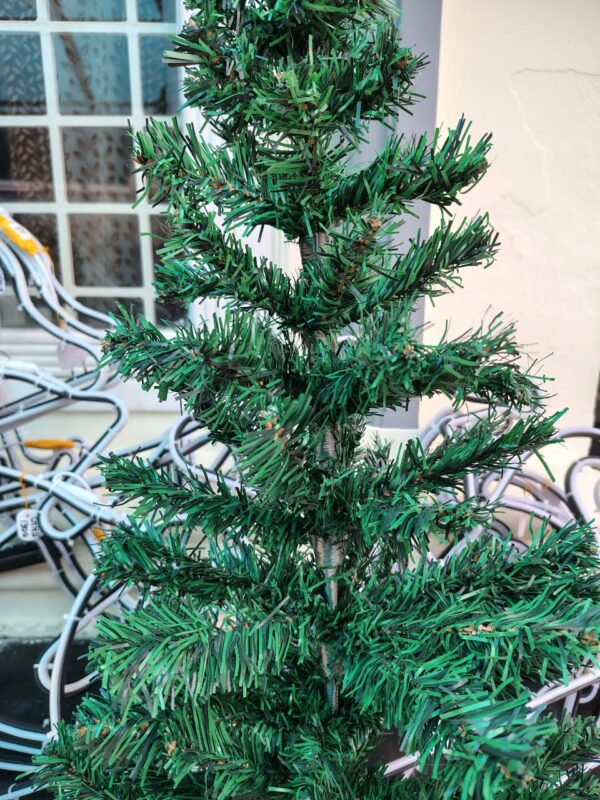 Premium Christmas Tree – 3 ft