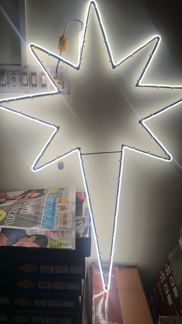 WhatsApp Image 2025-11-13 at 23.24.39_ad2af0f9 LED Star Hanging Light – 42 x 29 inches