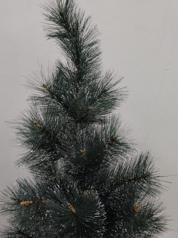 WhatsApp Image 2025-11-17 at 17.54.38 🎄 Long-Needle Pine Artificial Christmas Tree – 120 cm (4 Feet)
