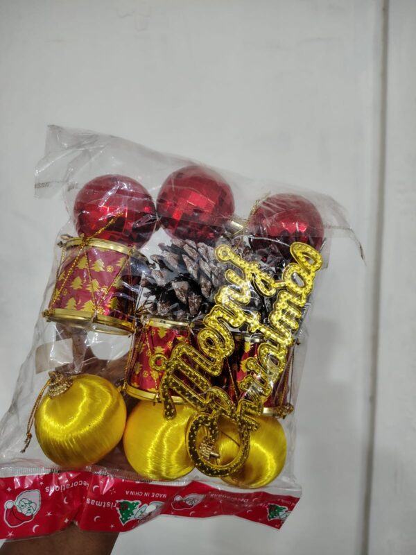 Christmas Decoration Combo Set – Drums, Balls & Pine Cones