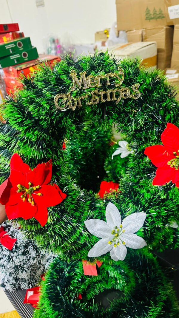 Deluxe Christmas Wreath – 20 Inch