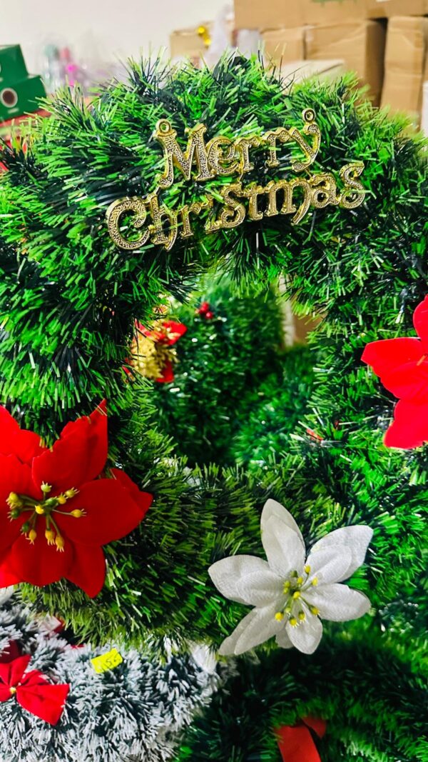Deluxe Christmas Wreath – 20 Inch
