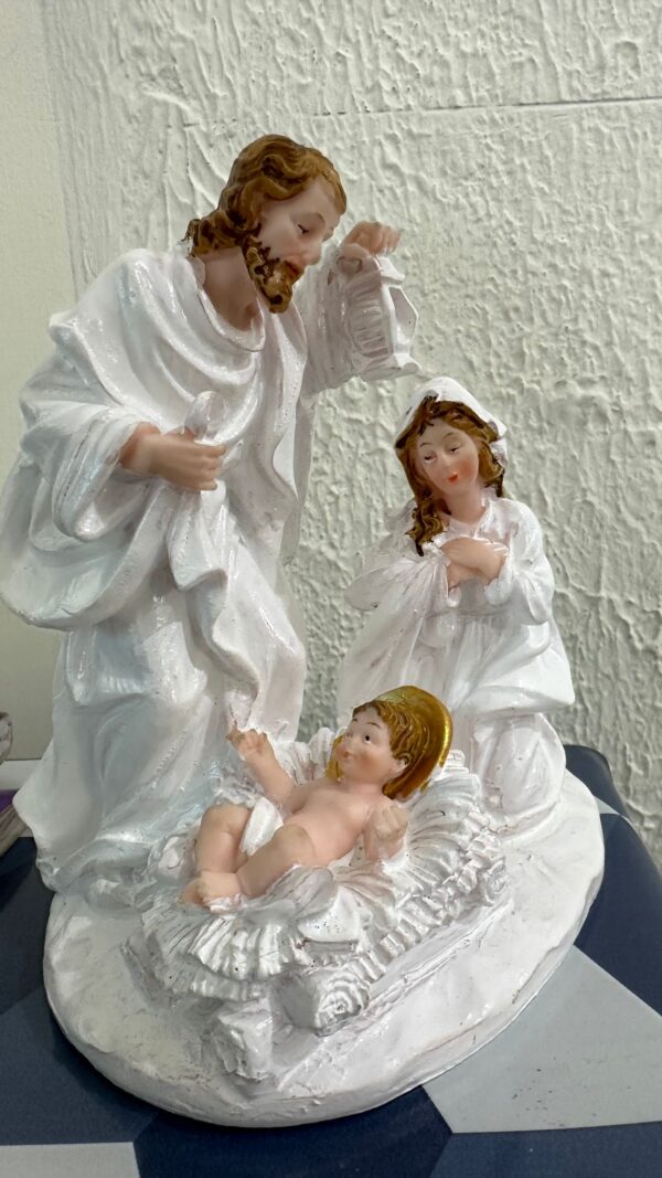 Holy Family Nativity Scene – 7 Inch | White Polyresin | Baby Jesus Crib
