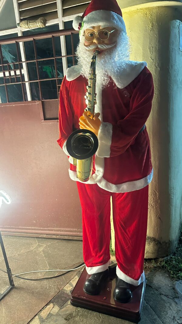 b7b95140-1cc1-494a-a40e-f4a5f629b44f 6-Feet Musical Saxophone Santa
