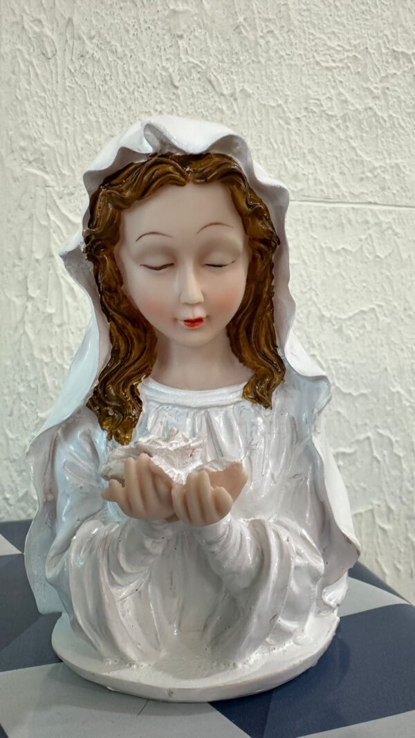 Mother Mary Praying Statue – 7 Inch | White Polyresin | Premium Finish