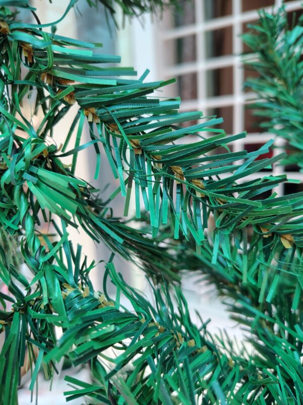 Artificial Christmas Garland – 140 cm