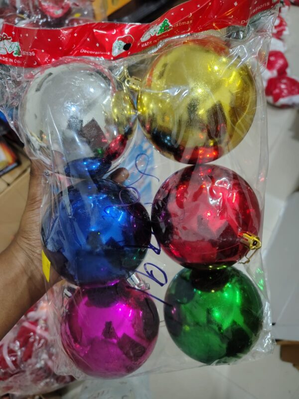 6-Piece Christmas Tree Hanging Balls – 250g