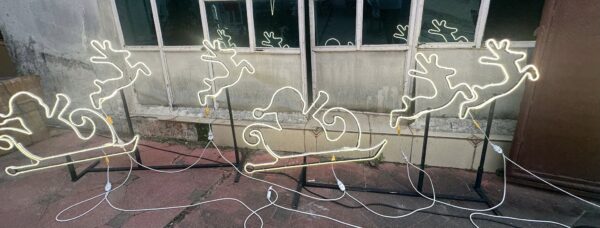 ✨ LED Santa Sleigh & Reindeer Light – 3 Piece Combo with Stand