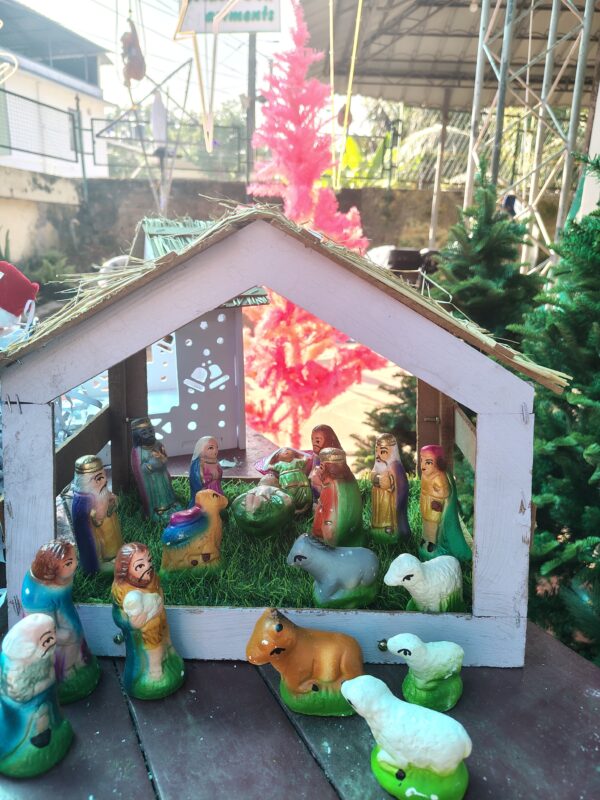 ✨ 18-Piece Pop Nativity Crib Combo Set –  ✨