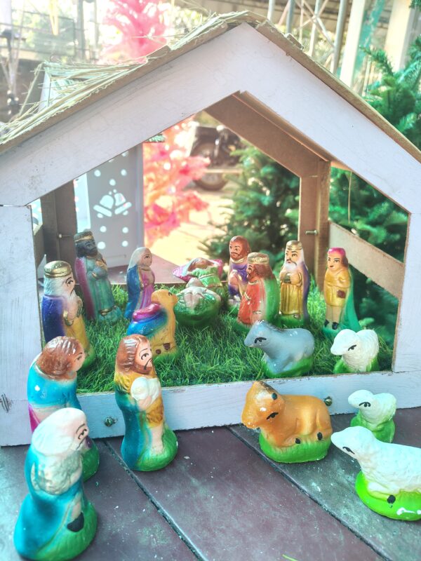 ✨ 18-Piece Pop Nativity Crib Combo Set –  ✨