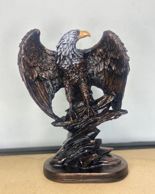 Eagle Statue – Premium Handcrafted Showpiece