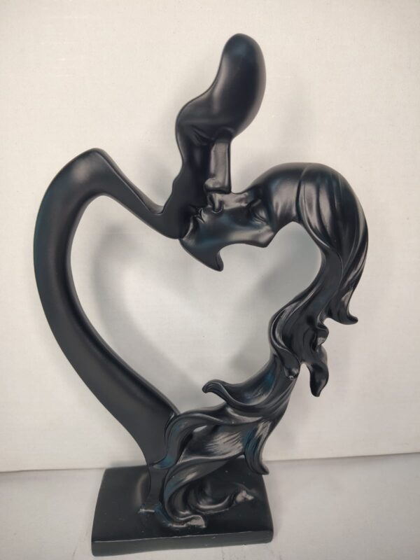 WhatsApp Image 2026-03-04 at 1.03.28 PM (1) Romantic Couple Heart Sculpture Black – Modern Love Art Showpiece