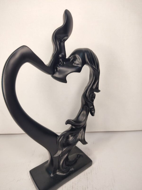 WhatsApp Image 2026-03-04 at 1.03.30 PM Romantic Couple Heart Sculpture Black – Modern Love Art Showpiece