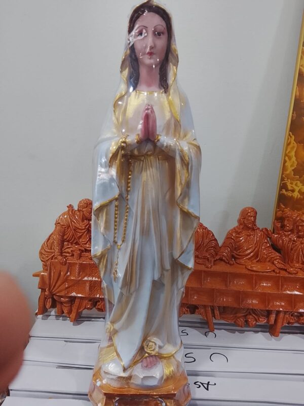 18 Inch Mother Mary Praying Statue | Blessed Virgin Mary Resin Religious Figurine for Home, Church & Prayer Room