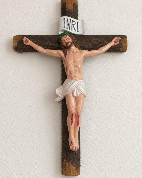 Cross with Jesus Christ – Traditional Christian Wall Cross Multi | 18 Inch