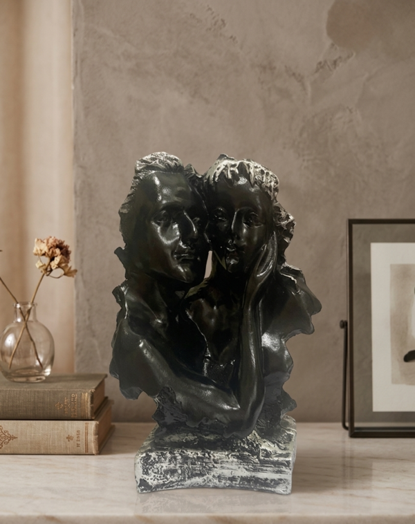 N19 Romantic Couple Embrace Sculpture – Elegant Black Couple Statue Decorative Showpiece N 19 | 8.5 Inch