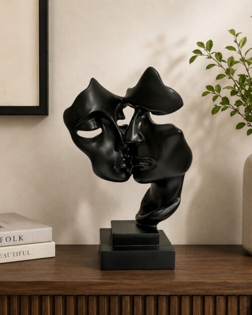 Abstract Romantic Couple Kissing Sculpture – Elegant Black Decorative Figurine N 5 | 10.5 Inch