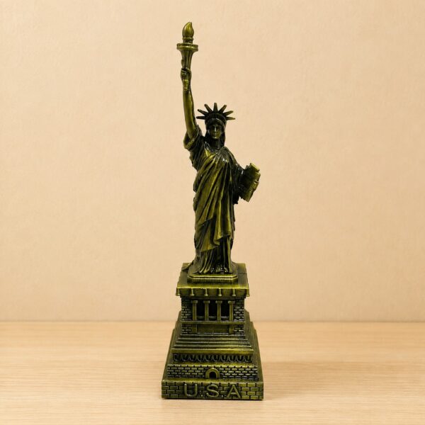Statue of Liberty Miniature Decorative Souvenir – Golden USA Landmark Tabletop Model  N 38 | 6 Inch