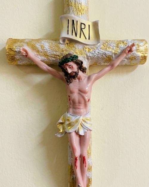 Cross with Jesus Christ – Traditional Christian Wall Cross | 18 Inch