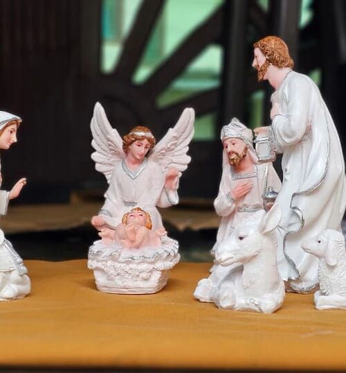Nativity Christmas Crib Set – Complete Baby Jesus Manger Scene with Holy Family, Shepherds, Wise Men & Animals B 1| 10 Inch